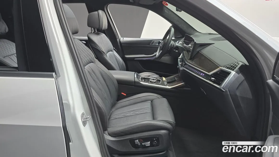 BMW X7 2025 из KR, фото 2