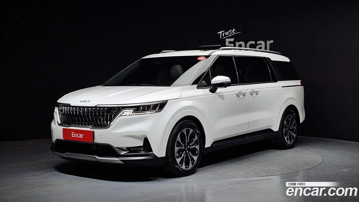 Kia Carnival 2023 из KR, фото 1