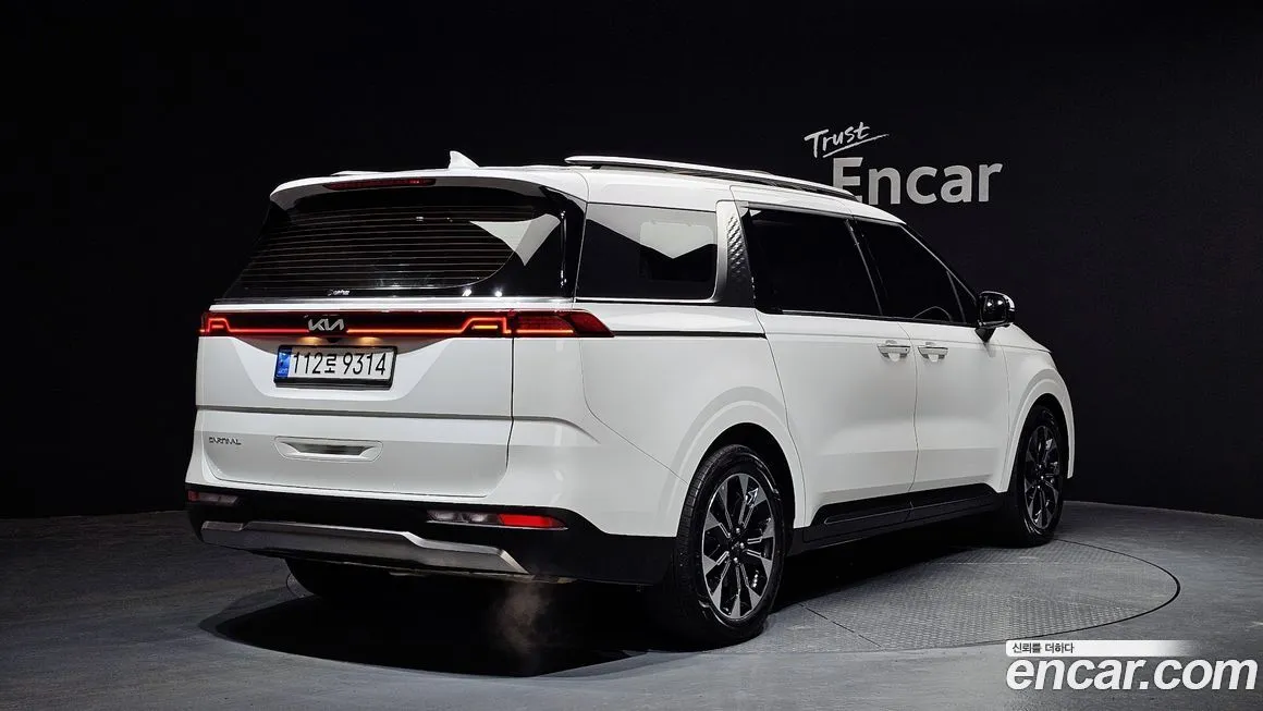 Kia Carnival 2023 из KR, фото 2