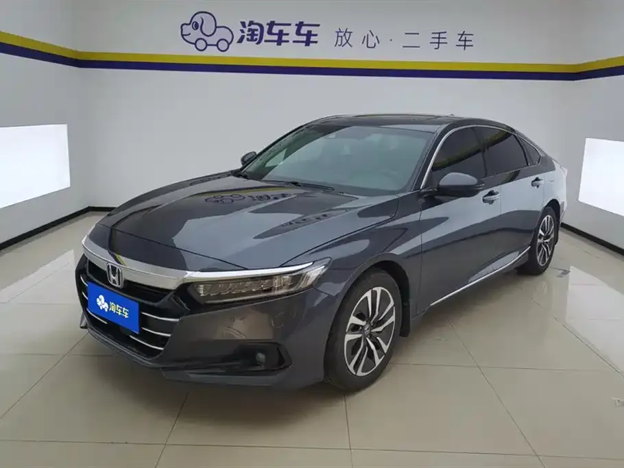 Honda Accord — фото 1