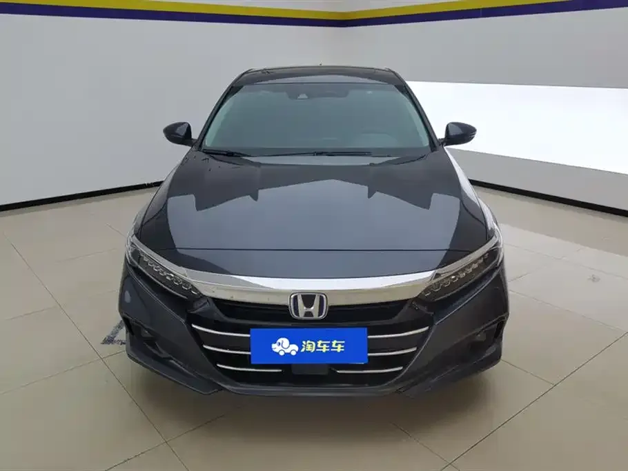 Honda Accord — фото 7