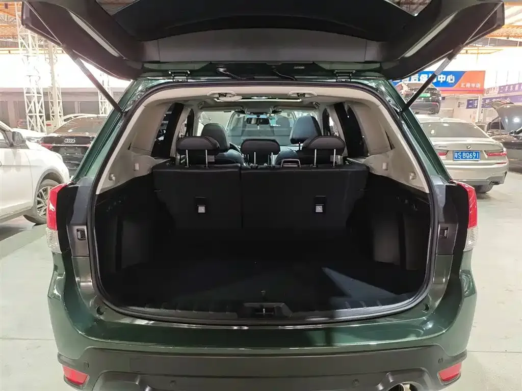 Subaru Forester — фото 3