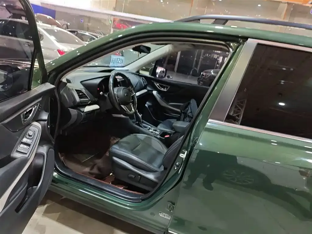 Subaru Forester — фото 5