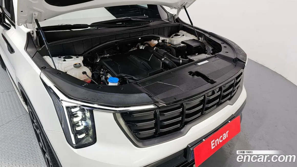 Kia Sorento — фото 8