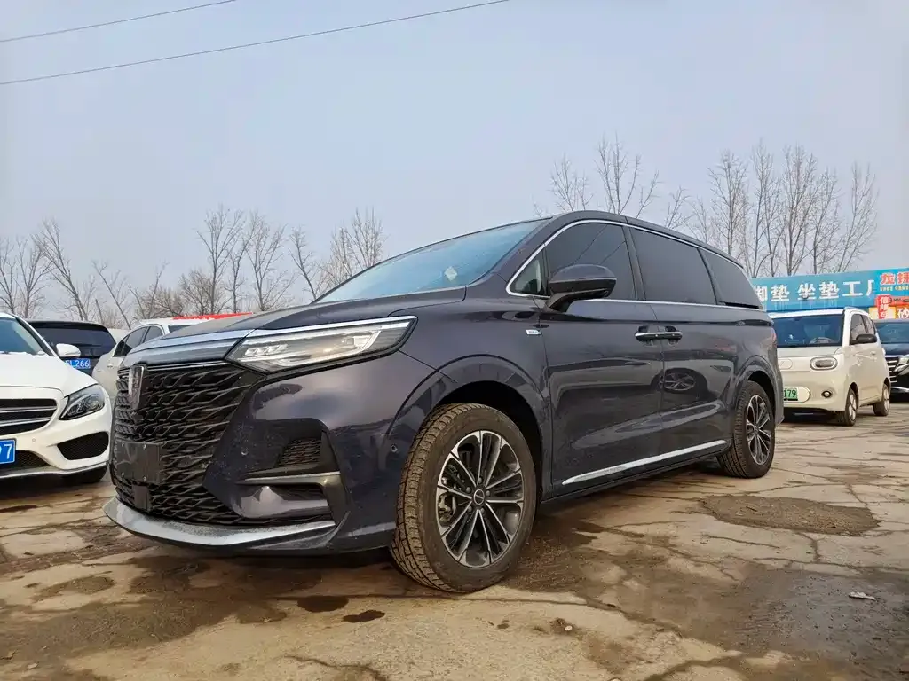 Roewe iMAX8 2022 из CN, фото 1