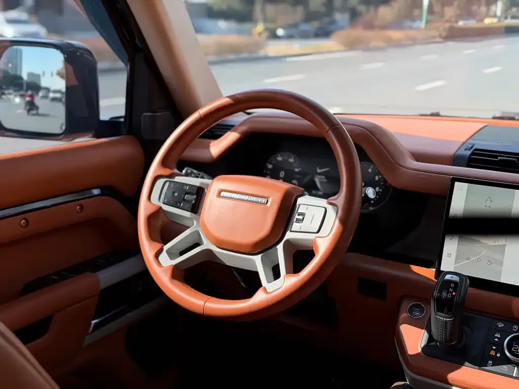 Land Rover Defender — фото 4