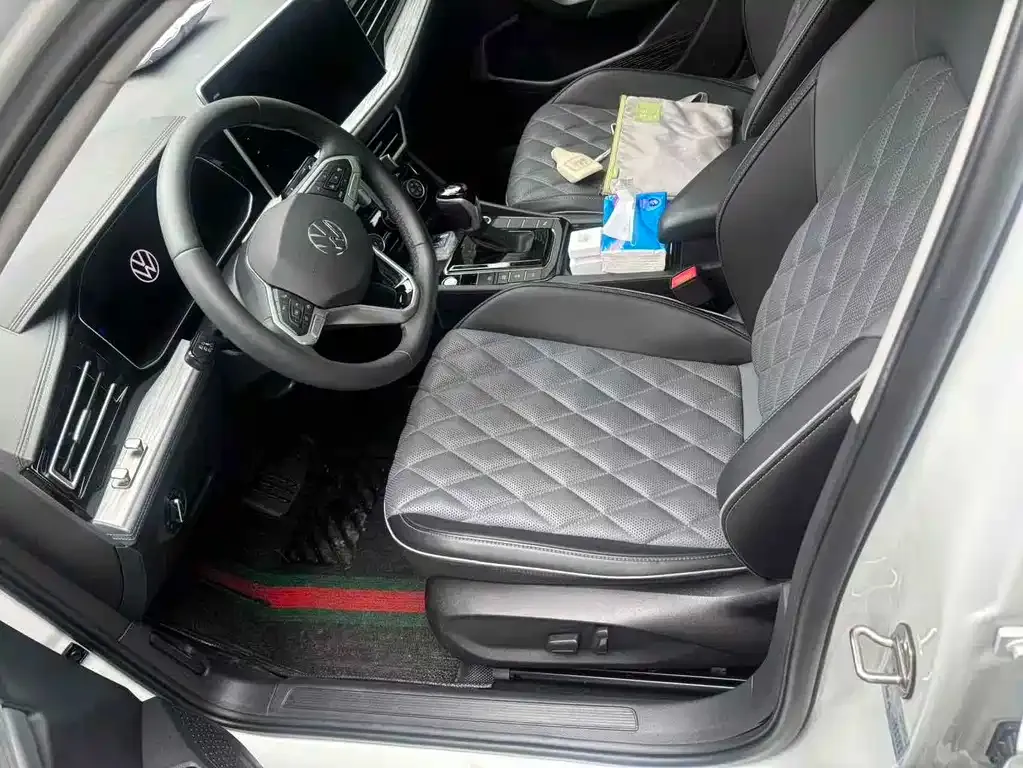 Volkswagen Sagitar 2025 из CN, фото 3