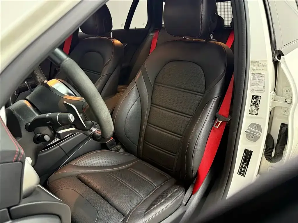 Mercedes-Benz C-Class AMG — фото 4