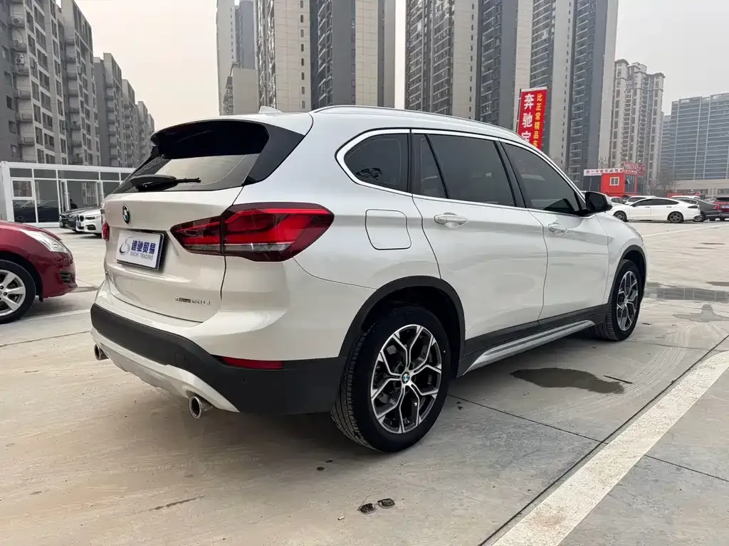 BMW X1 — фото 4