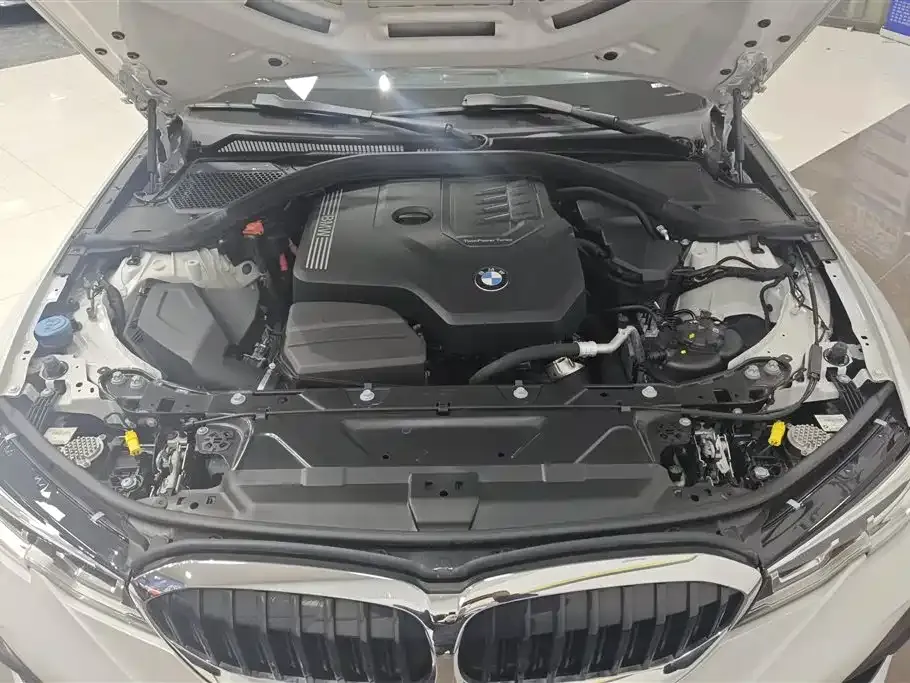 BMW 3 Series — фото 10