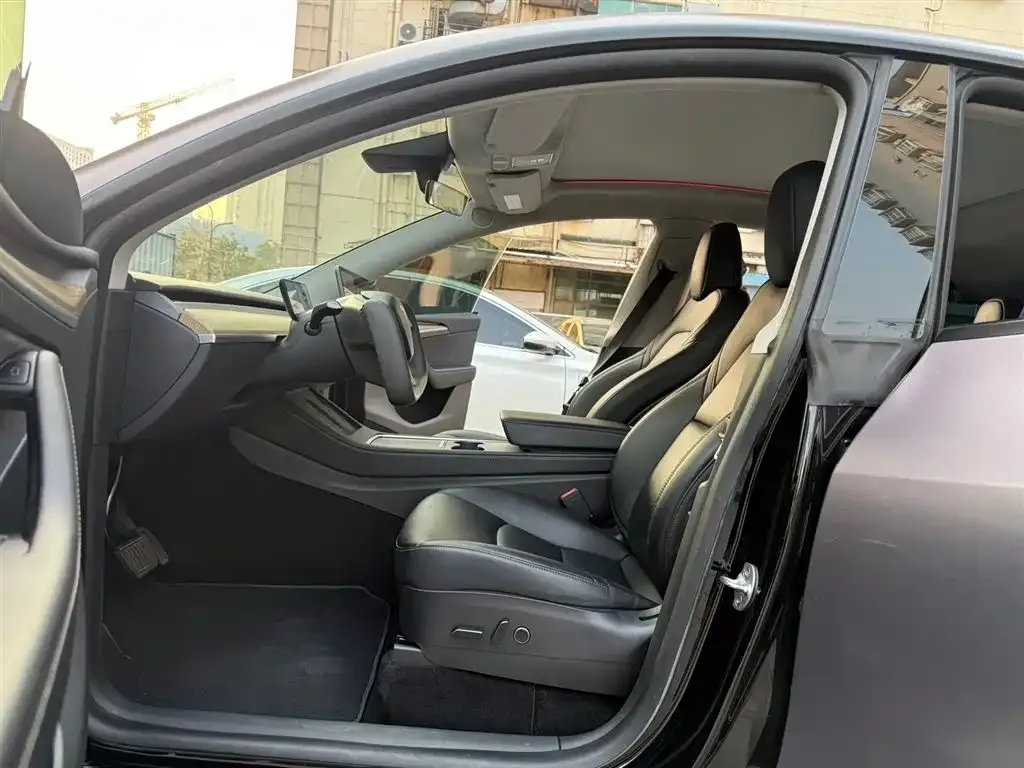 Tesla Model Y 2022 из CN, фото 3