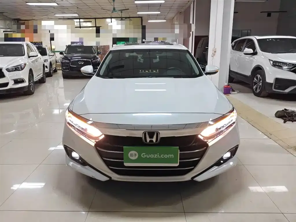 Honda Accord — фото 7