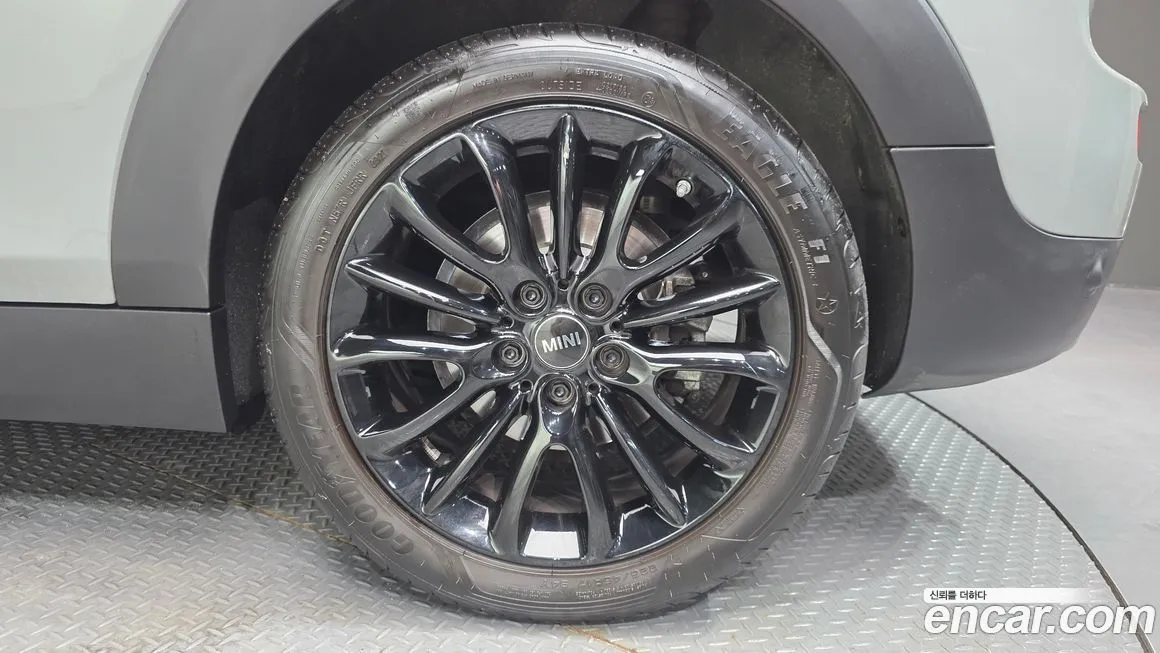Mini Clubman 2022 из KR, фото 8