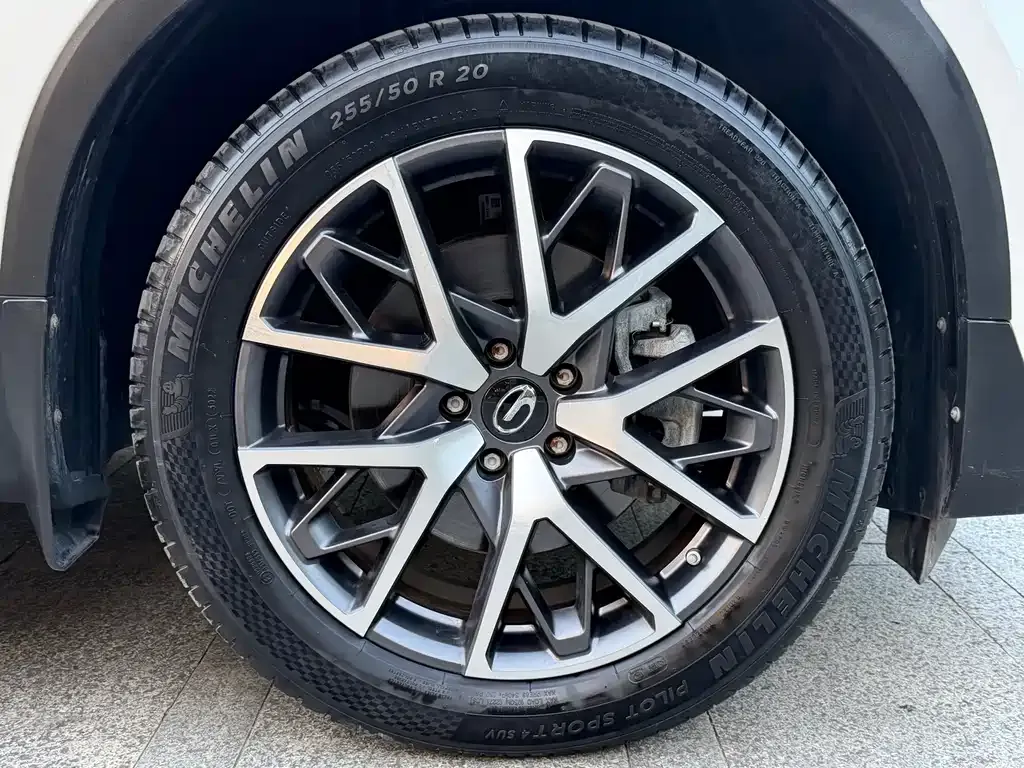 GAC Motor Trumpchi GS8 — фото 4