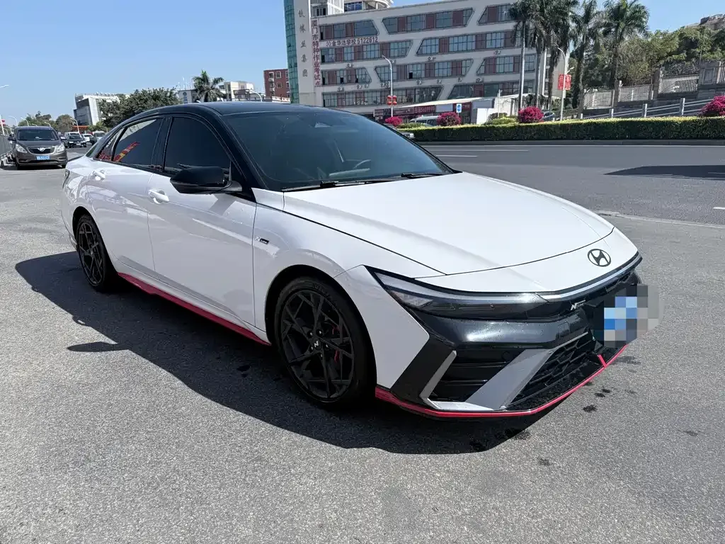 Hyundai Elantra 2024 из CN, фото 4
