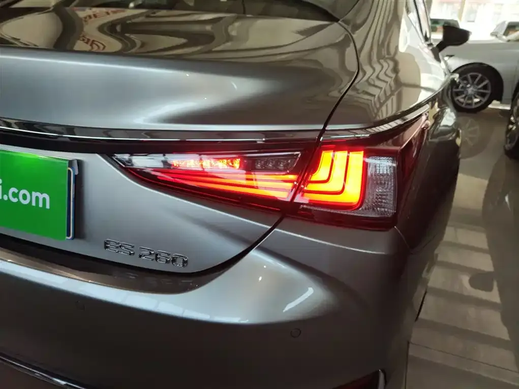 Lexus ES 2024 из CN, фото 3