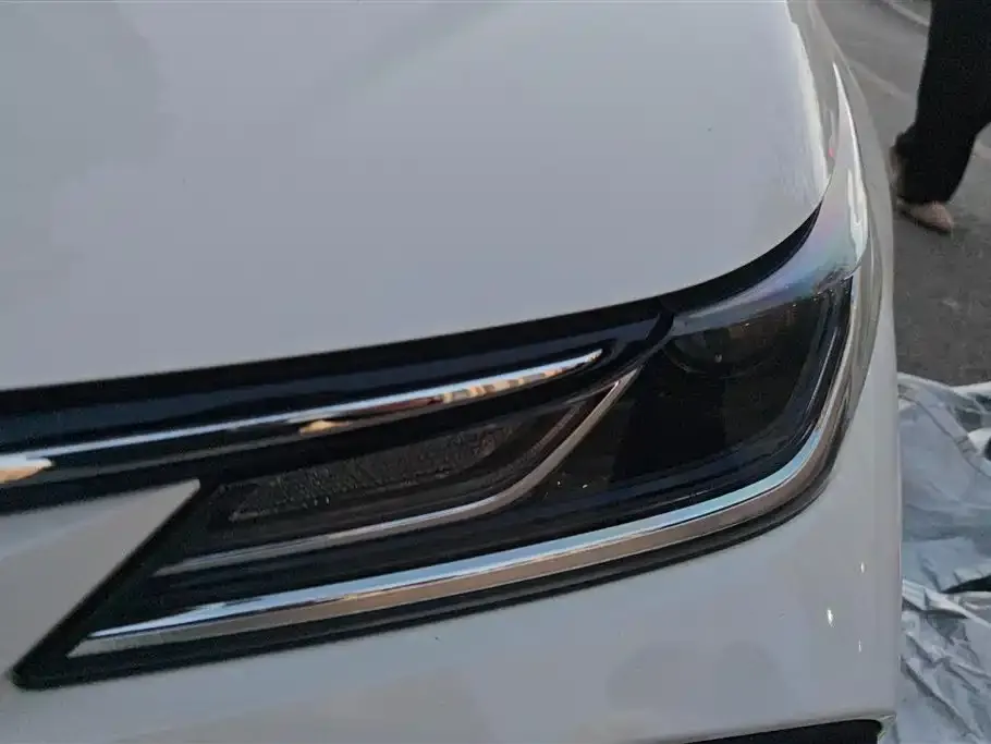 Toyota Corolla 2021 из CN, фото 2