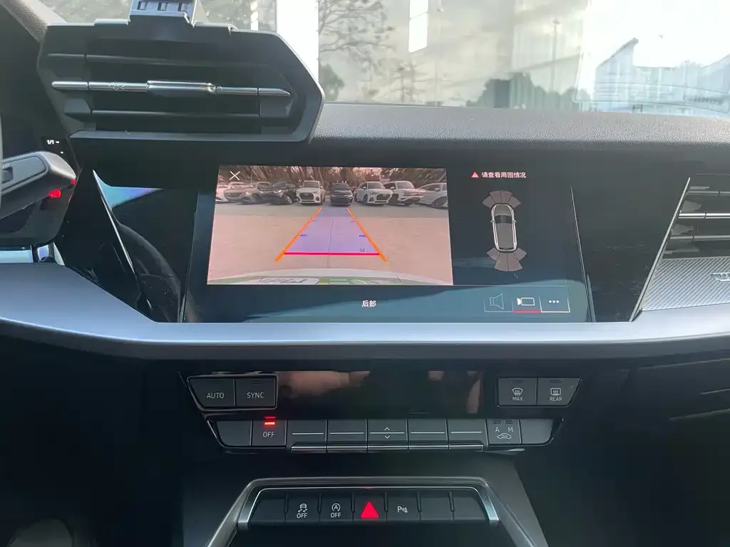 Audi A3 2023 из CN, фото 3