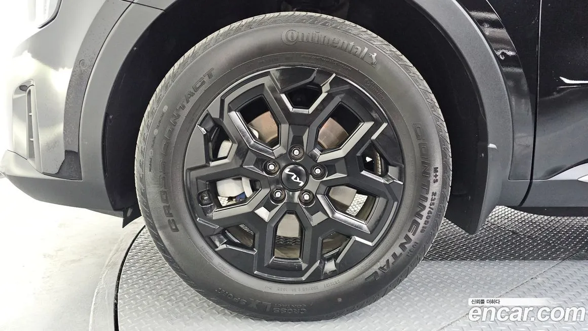 Kia Sorento — фото 6