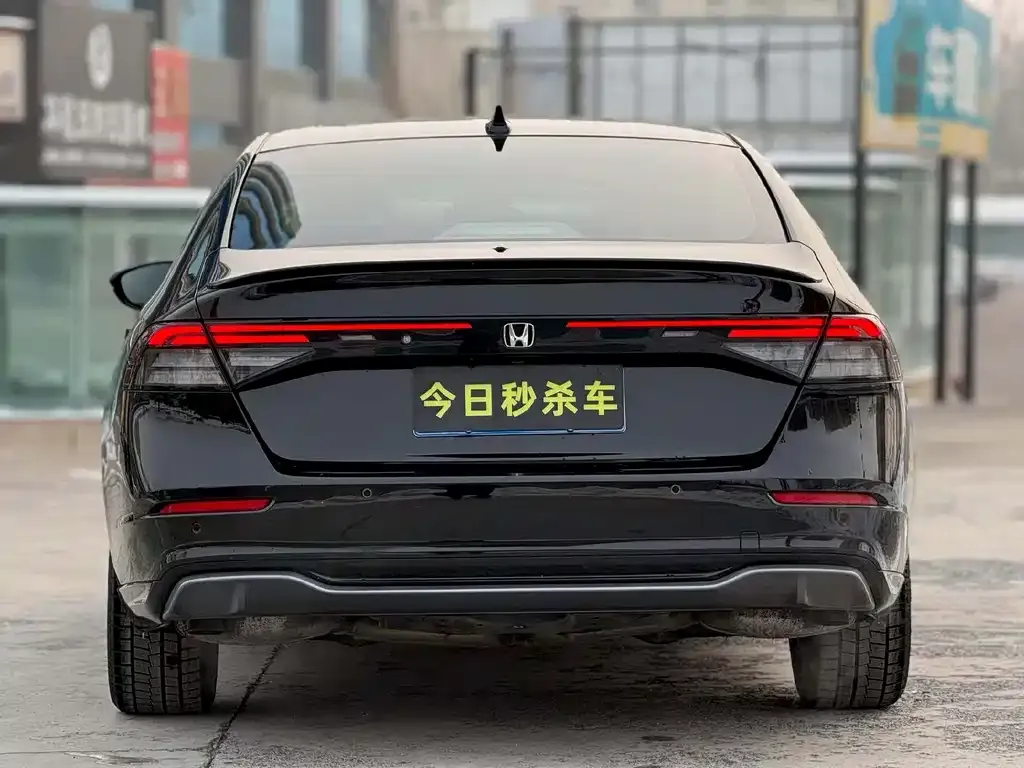 Honda Accord — фото 5