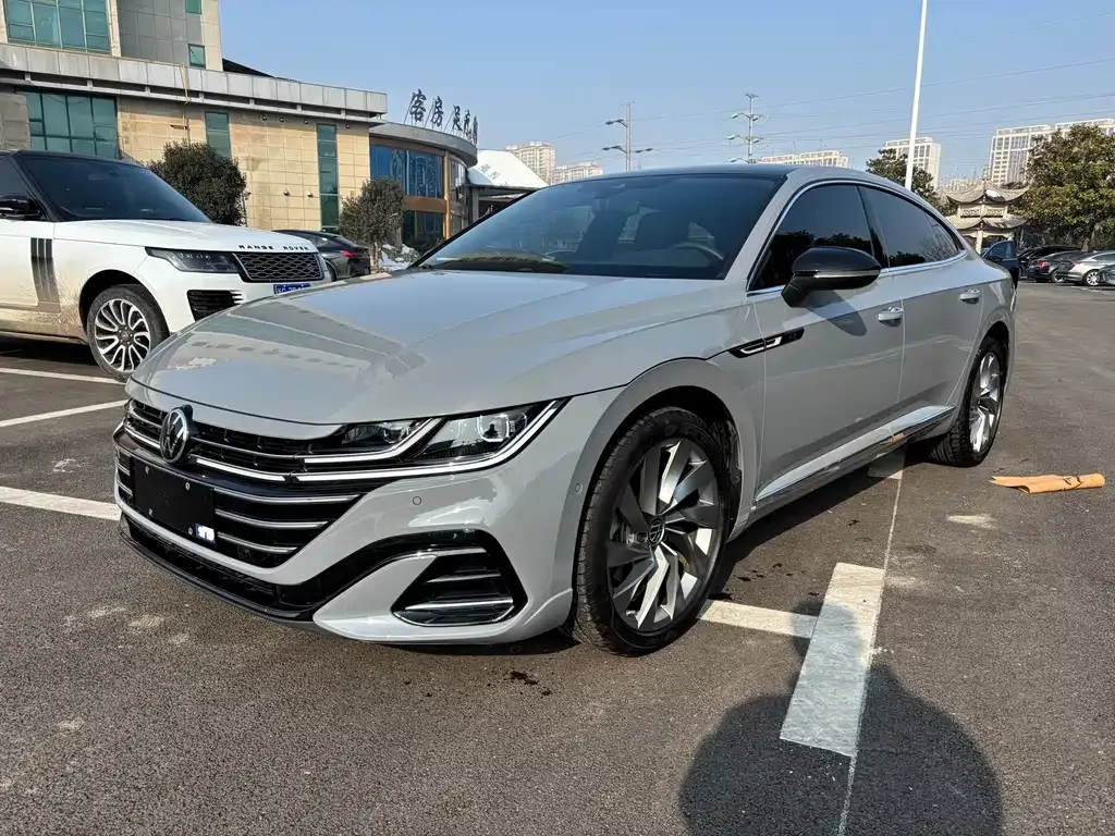 Volkswagen CC 2023 из CN, фото 1