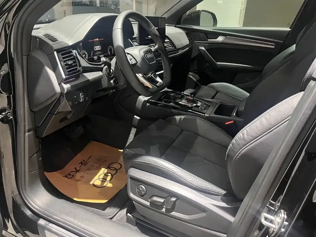 Audi Q5L Sportback 2024 из CN, фото 3