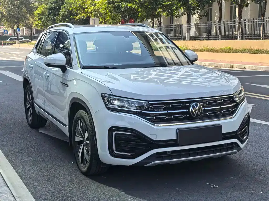 Volkswagen GTE PHEV 2022 из CN, фото 10