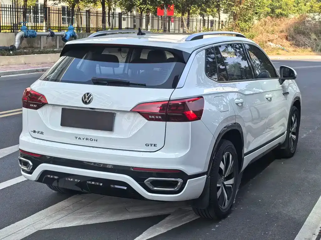 Volkswagen GTE PHEV 2022 из CN, фото 9