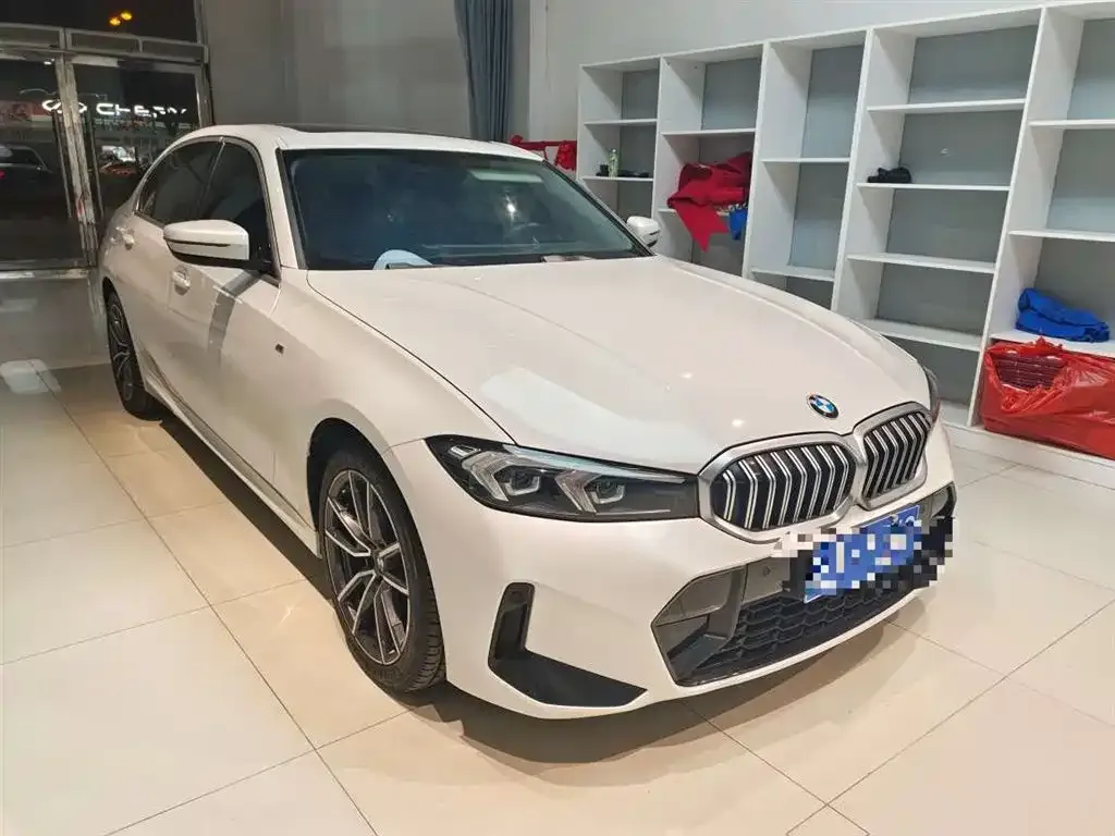 BMW 3 Series 2024 из CN, фото 9