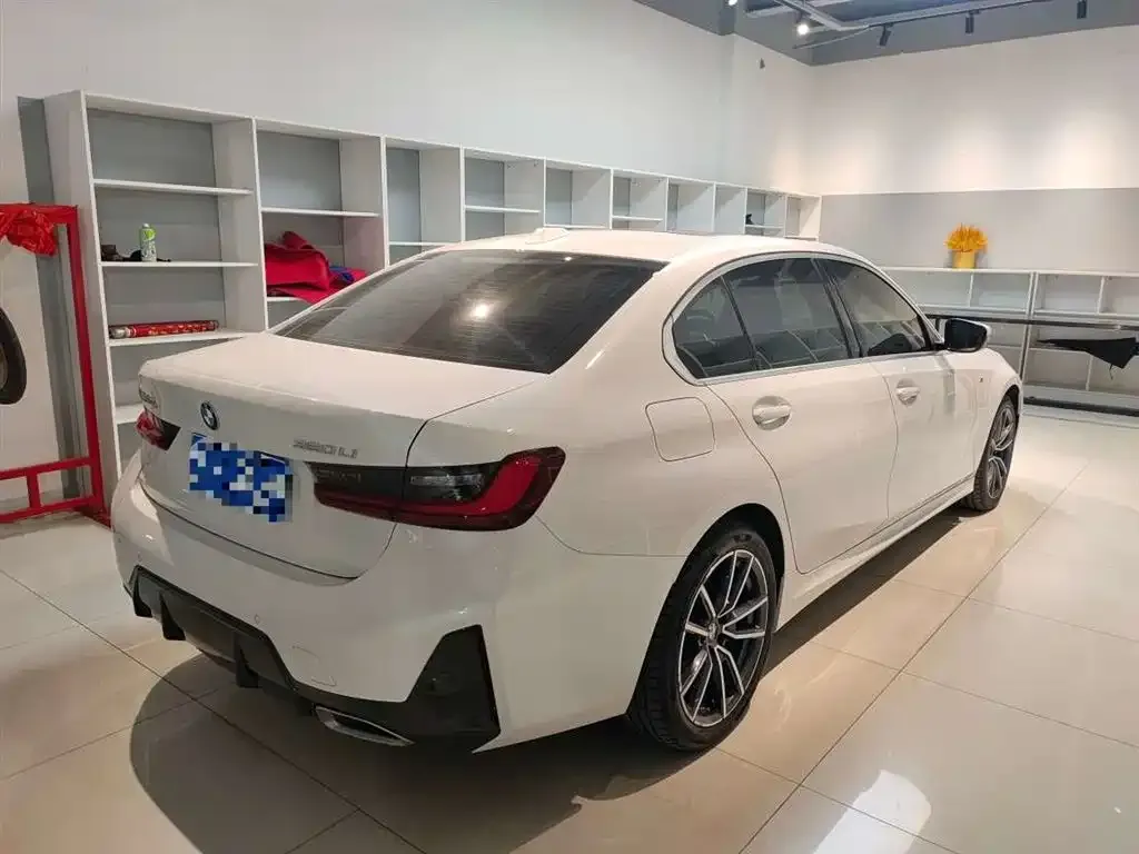 BMW 3 Series 2024 из CN, фото 8