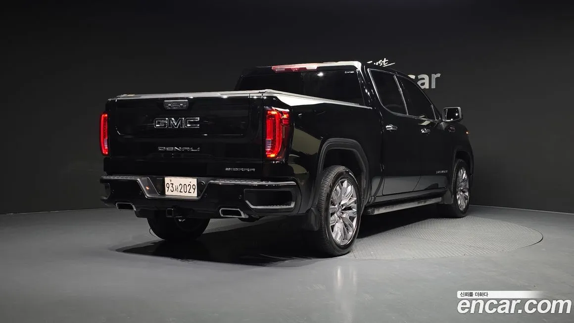 GMC Sierra — фото 3