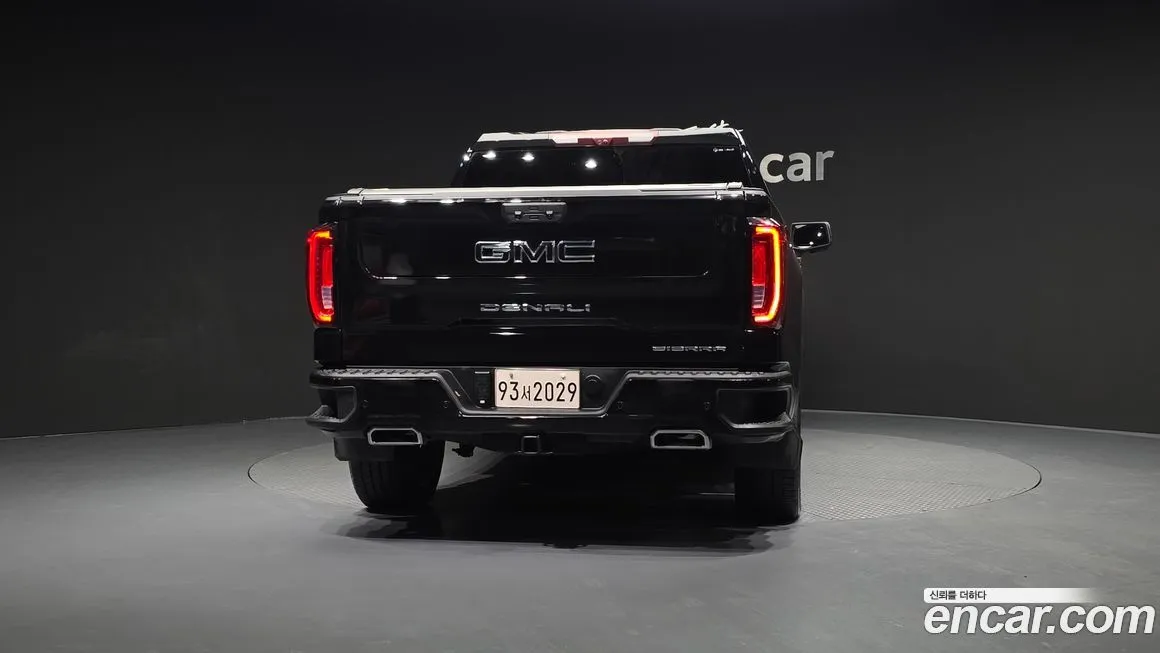 GMC Sierra — фото 2