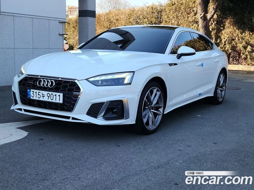 Audi A5 — фото 1