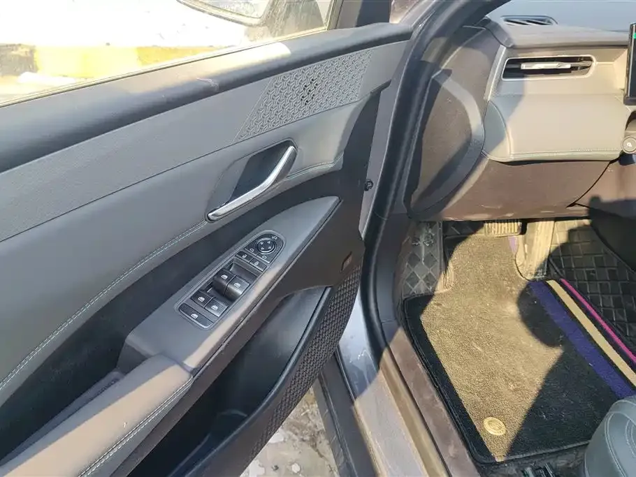 BYD Qin PLUS 2025 из CN, фото 6