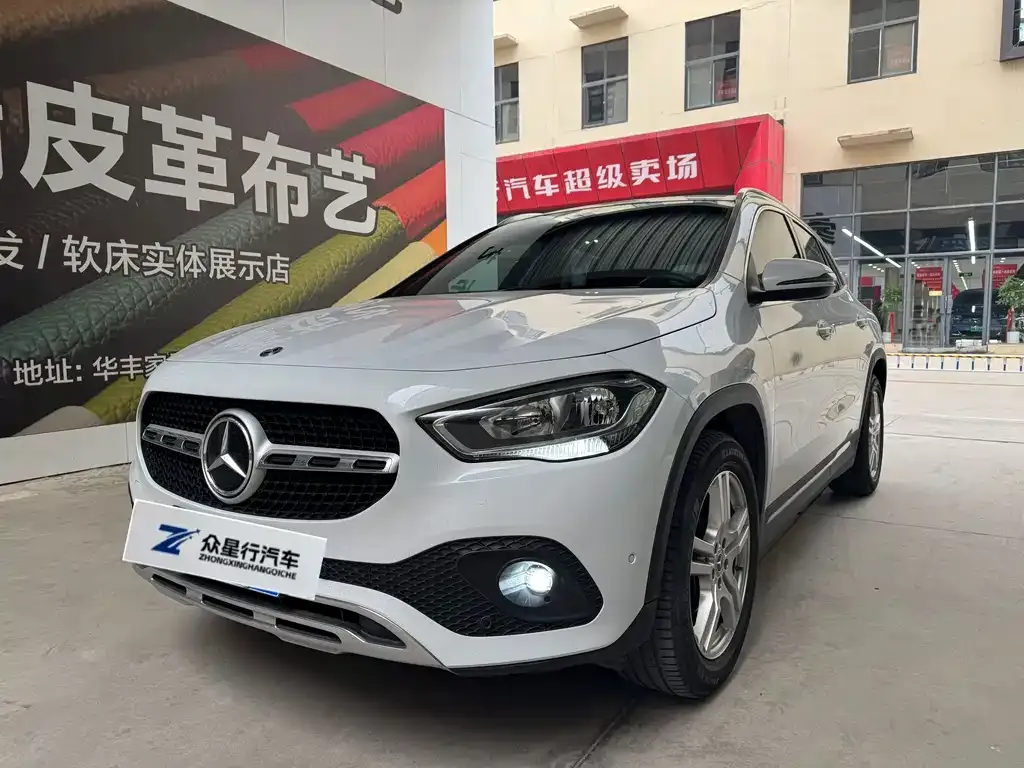 Mercedes-Benz GLA