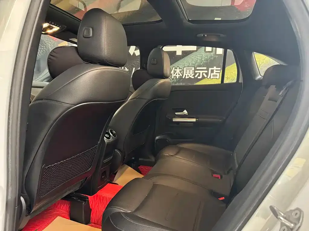 Mercedes-Benz GLA — фото 2