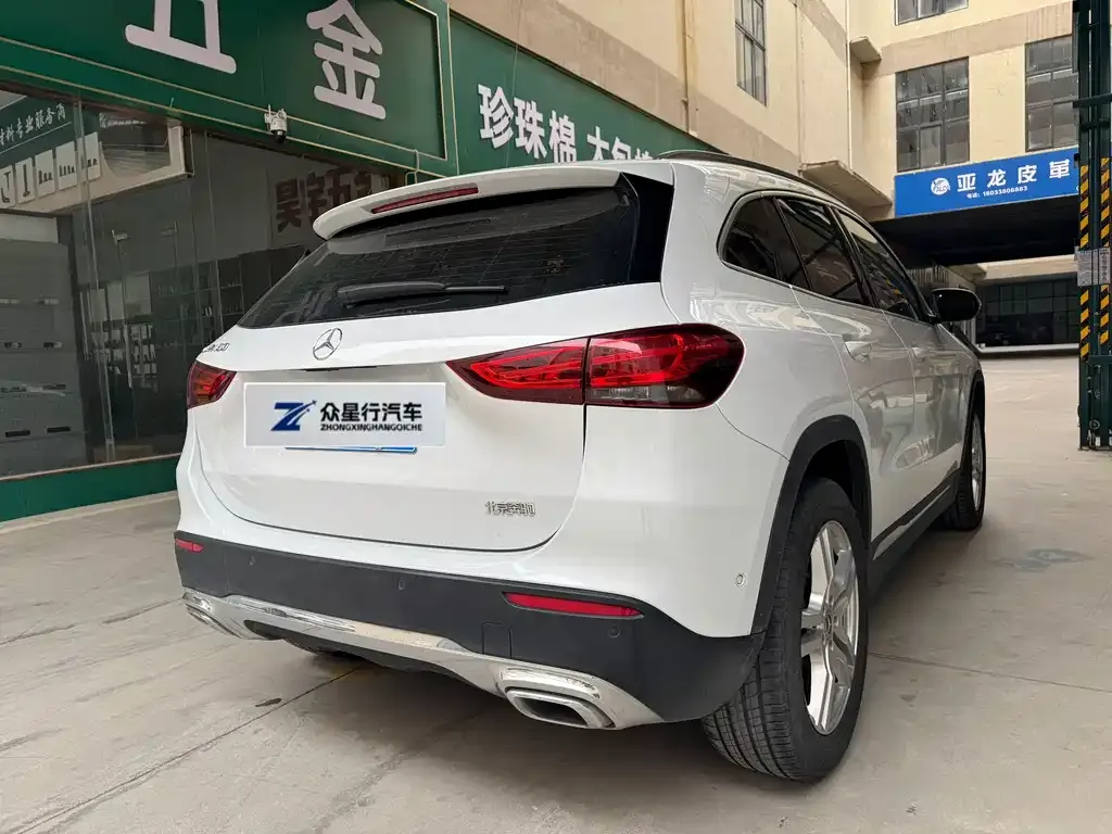 Mercedes-Benz GLA — фото 7