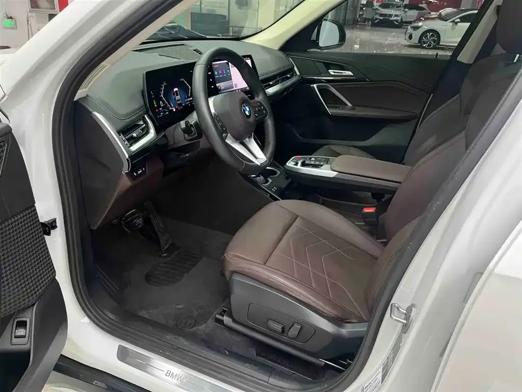 BMW X1 2024 из CN, фото 10