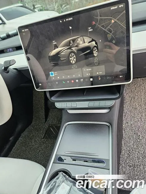 Tesla Model Y 2024 из KR, фото 4