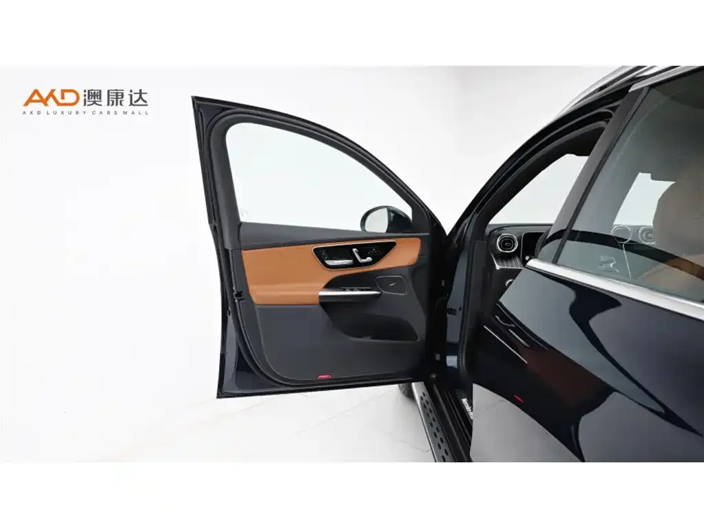 Mercedes-Benz GLC 2024 из CN, фото 4