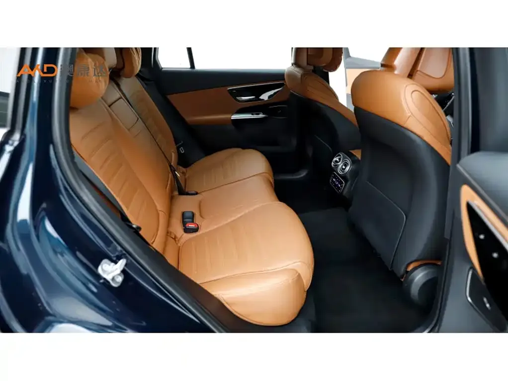 Mercedes-Benz GLC 2024 из CN, фото 2