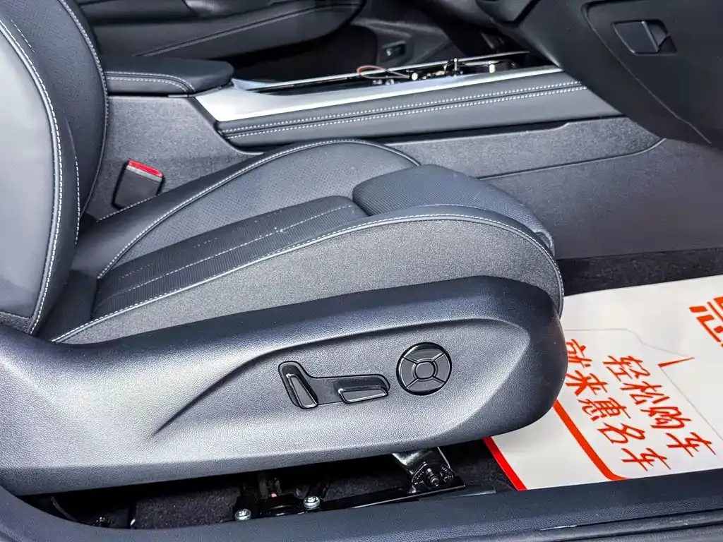 Volkswagen Passat — фото 8