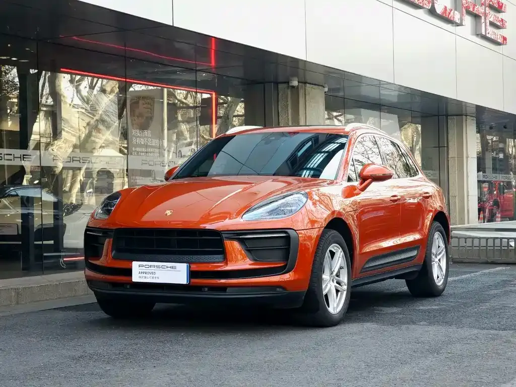 Porsche Macan — фото 1