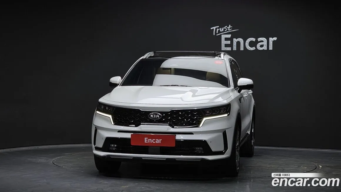 Kia Sorento — фото 6