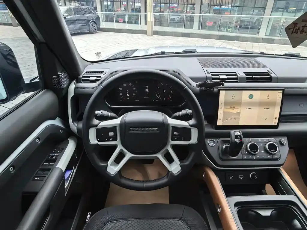 Land Rover Defender — фото 4