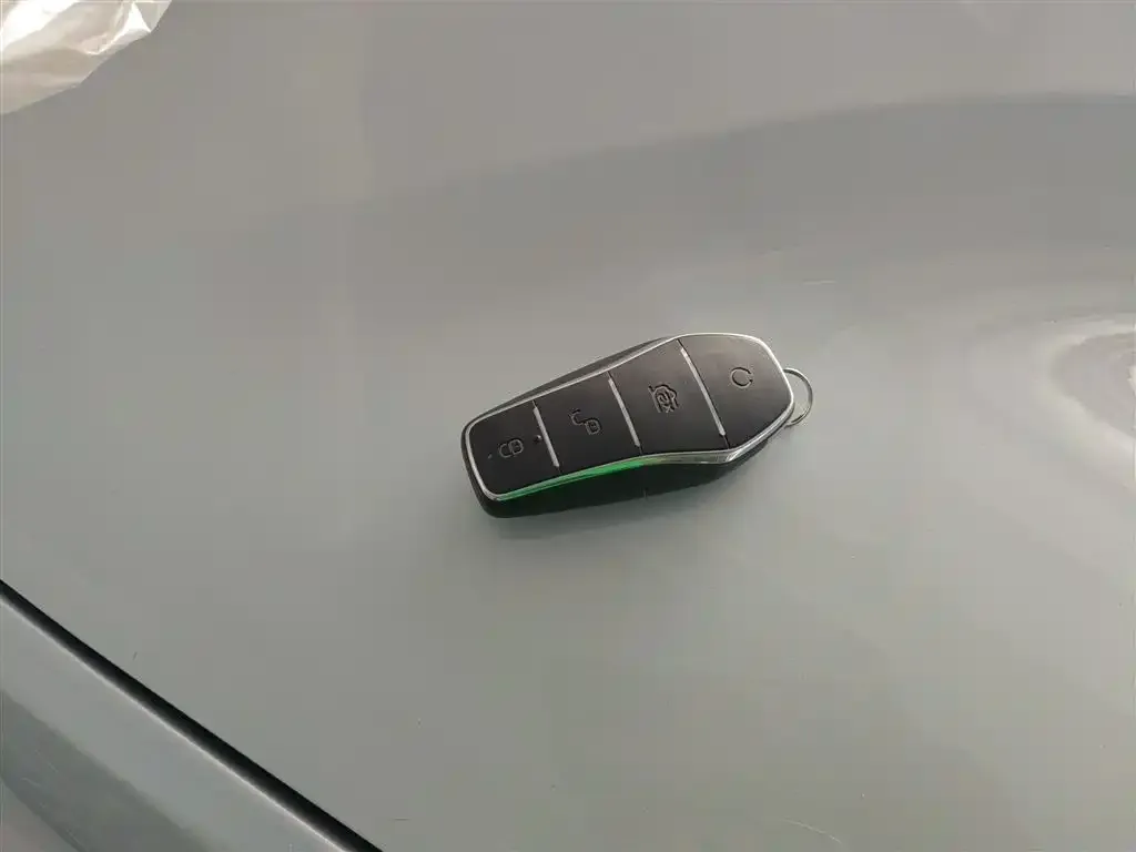 BYD Seal 05 DM-i — фото 6