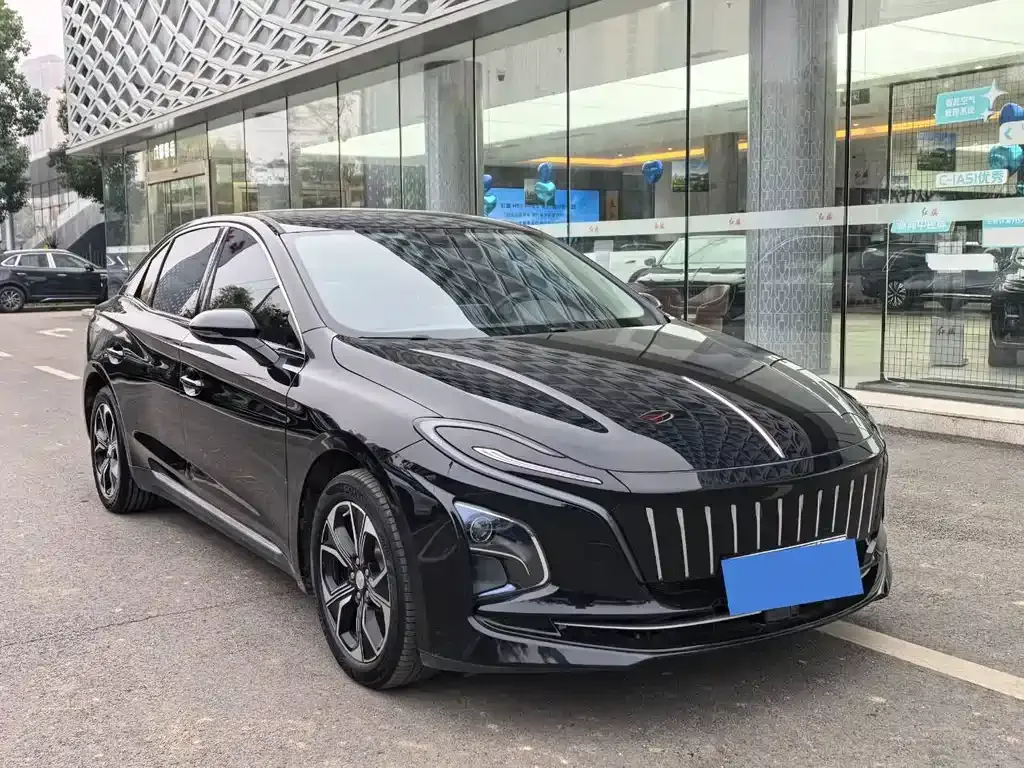 Hongqi E-QM5 — фото 6