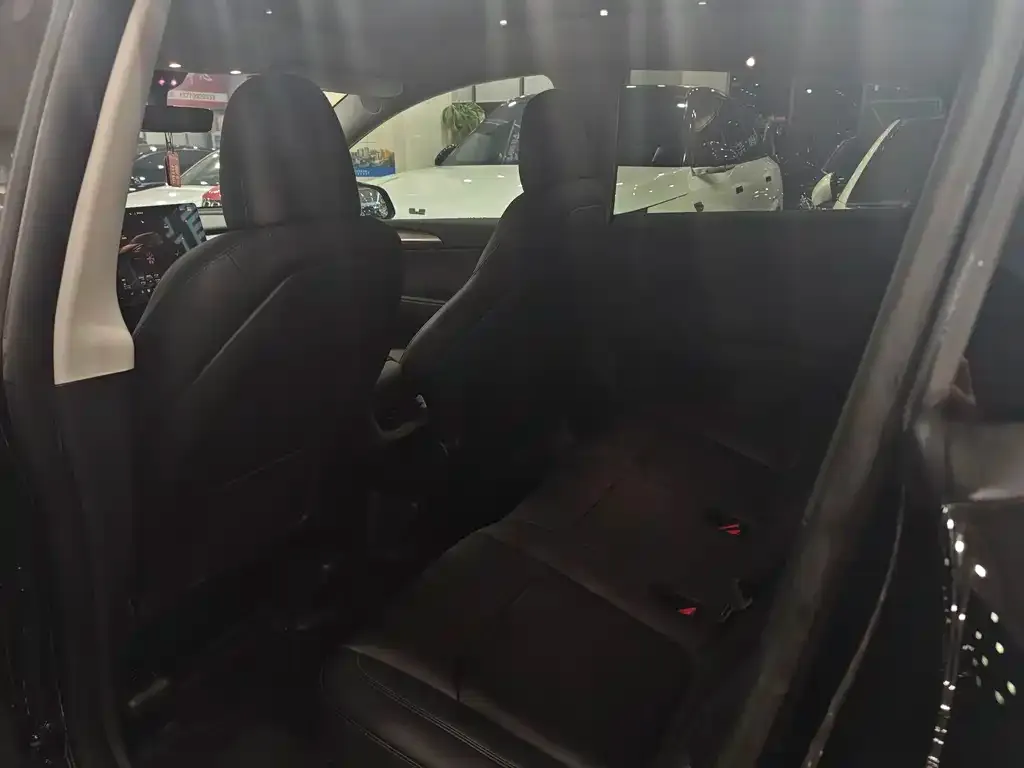 Tesla Model Y 2022 из CN, фото 4