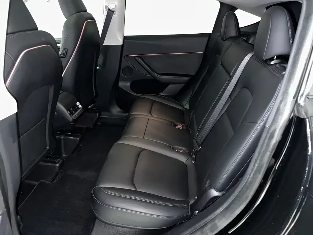 Tesla Model Y 2023 из CN, фото 10