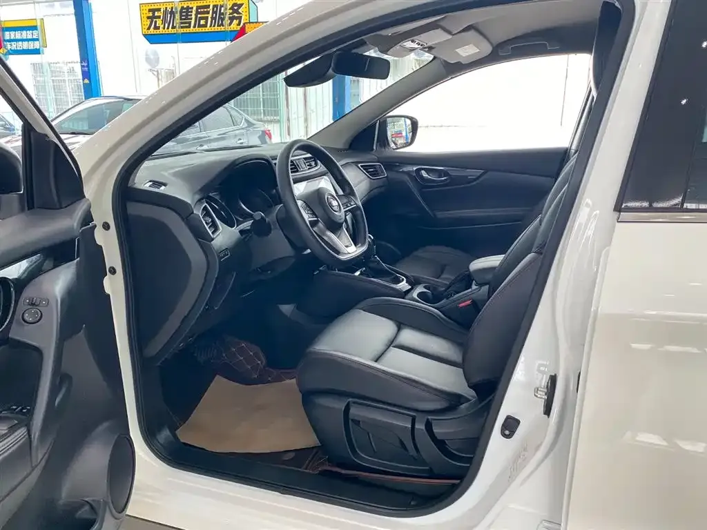 Nissan Qashqai — фото 5